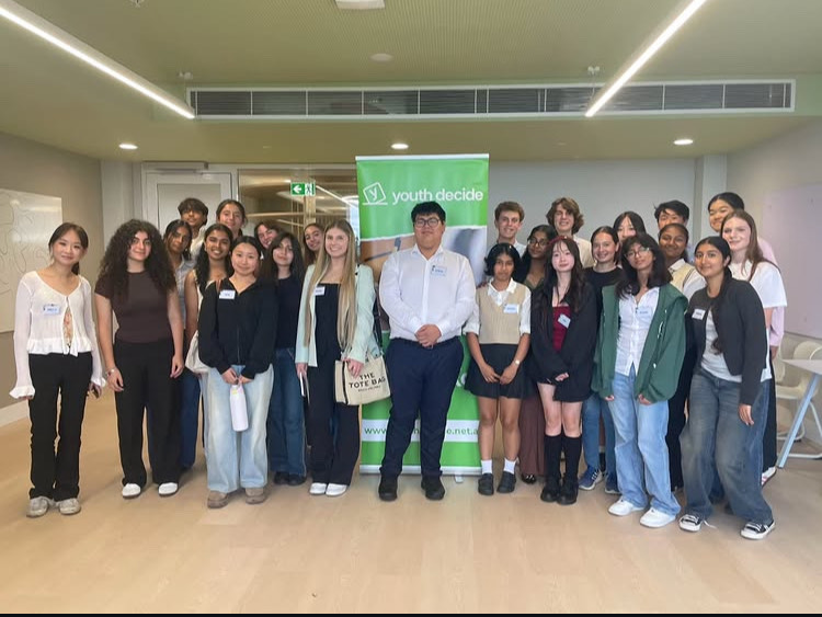 517743363687382_1459152932879749-1