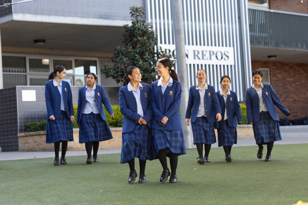 517743363687382_1596691239125917-1